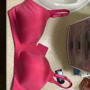 Torrid 42C wireless bra
